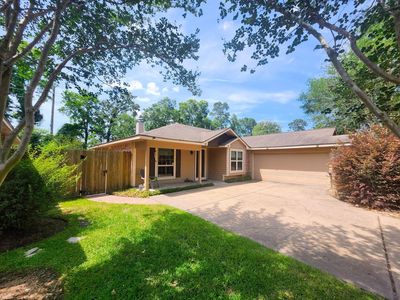 2827 Creek Manor Dr