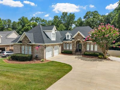 502 Chippendale Ln