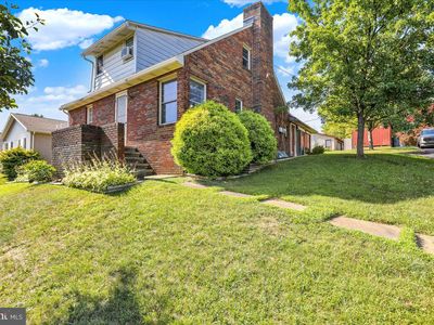 24 Ardmore Ave
