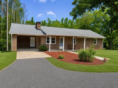 556 Leagan Dr