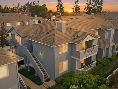 6657 Canterbury Dr Unit 203