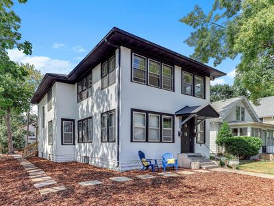 256 Russell Ave S
