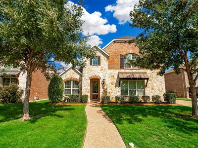 2883 Redfern Dr