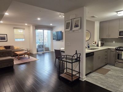 436 S Virgil Ave APT 209