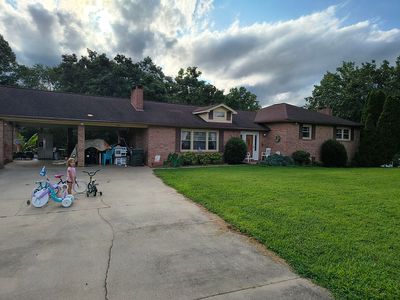 Property at 554 Circle Dr, Hudson, NC