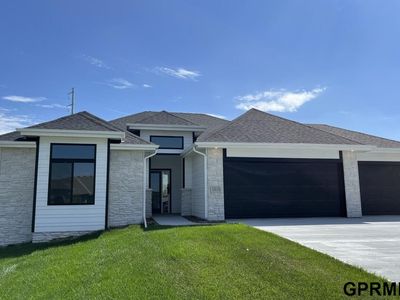 10812 S 219th Ave