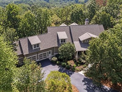 188 Bluestern Dr SE