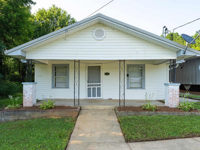 8256 Bradford Rd