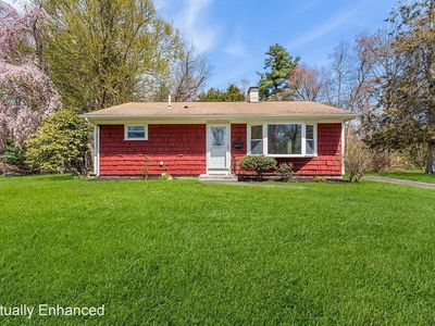 24 Treeland Dr