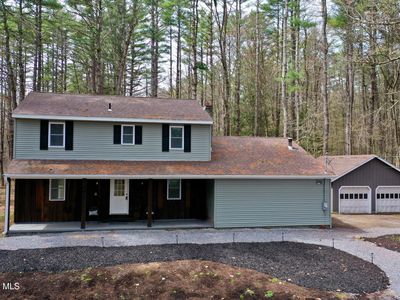 1011 Middleline Road