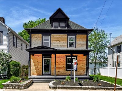 110 Pattison St