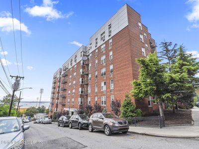 36 Hamilton Ave APT 1C
