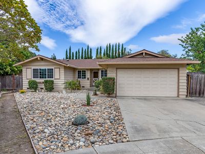 2242 Pyle Ct