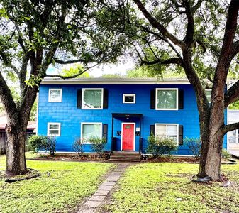 2324 Cedar Dr