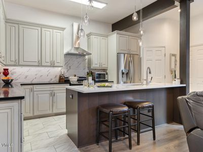 211 W Beaver Creek Blvd Suite A3