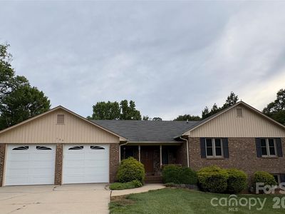725 Sunridge Dr #18