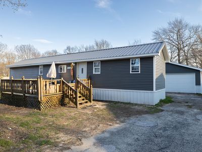 745 E Dayton Ct