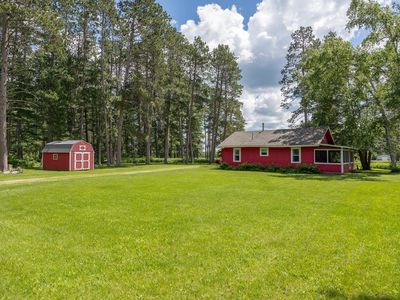 4728 Sioux Camp Rd NE