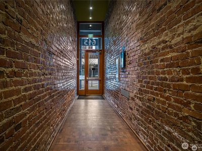 615 E Pike Street #303