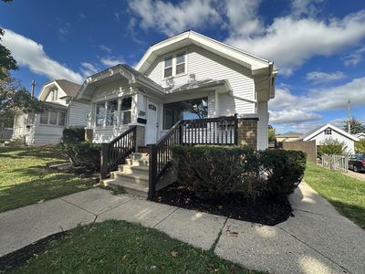 5834 West Madison STREET