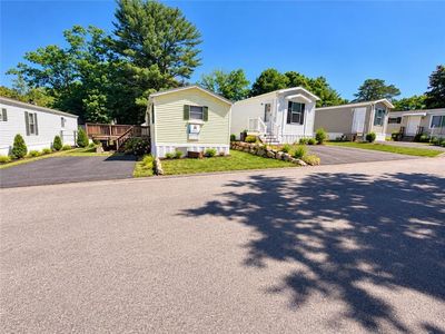 31 Foxtrot Dr