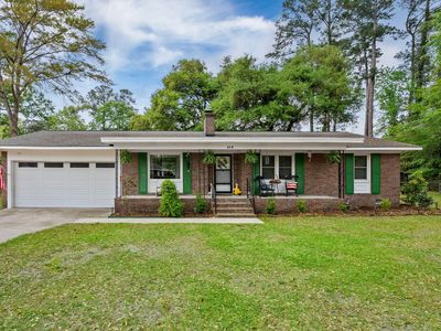 512 Dogwood Cir