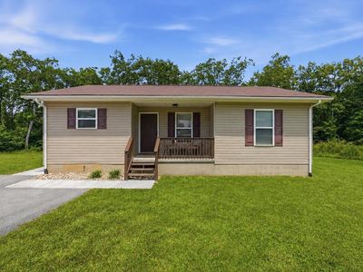 44 Dewey Dr