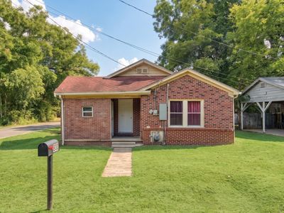 500 Van Zandt Ave