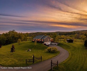333 Farm Road