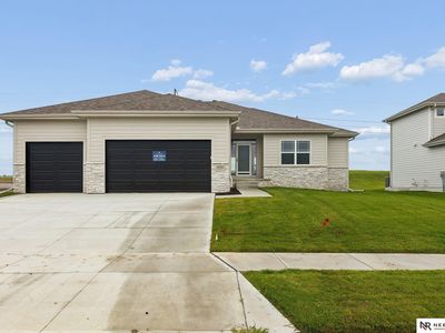 8704 Legacy St