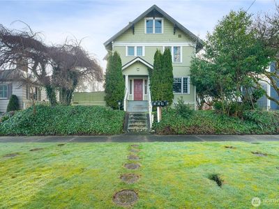 107 W 4th Street