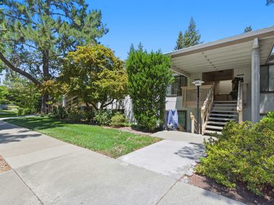 1400 Ptarmigan Dr APT 5