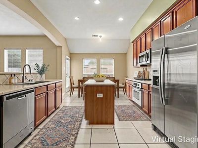 9018 Sunny Brook Ln