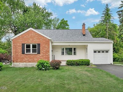 Property at 2027 Fairlawn Parkway, Niskayuna, NY