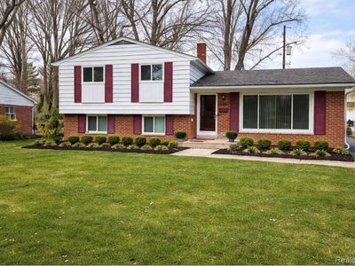 20340 Briarwood Ct