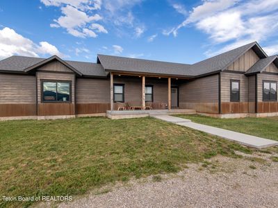 1549 Buckskin Loop