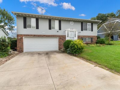 4142 Augusta Dr