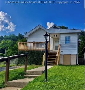 133 Costello St