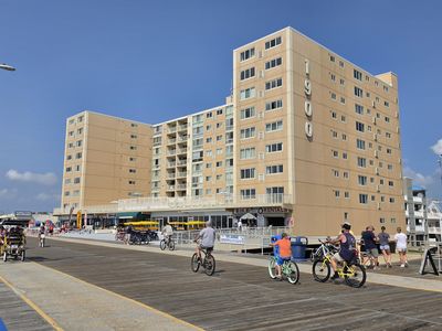 1900 Boardwalk Unit 511