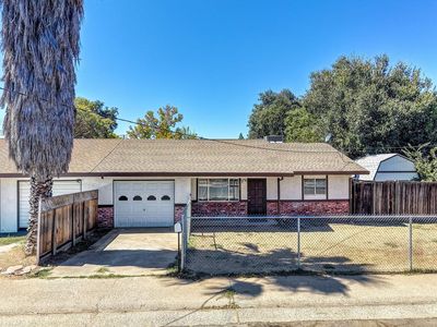 3205 Panama Ave
