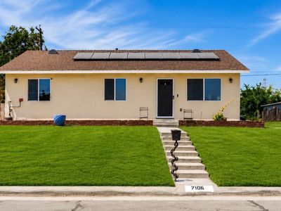 7106 Franklin Ave