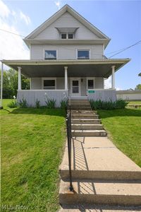 302 Main St