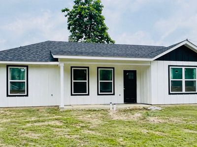 251 E Fort Worth Ave
