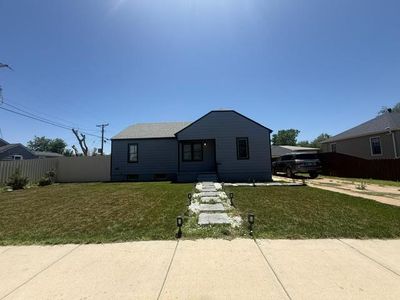 806 W 2nd St