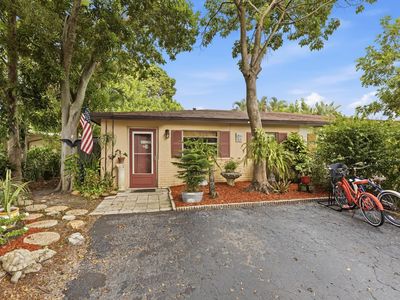 5127 Rose Hill Drive