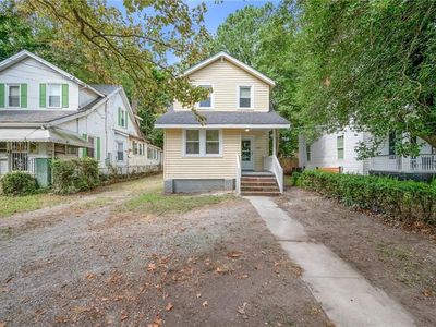2102 Elm Ave
