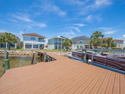 903 Lighthouse Point Rd