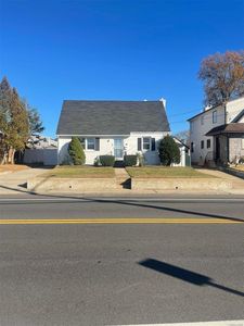 171 Nassau Boulevard