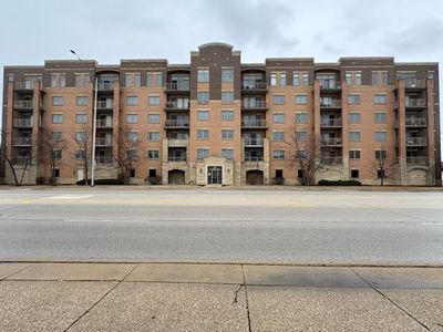 77 N Wolf Rd Unit 210