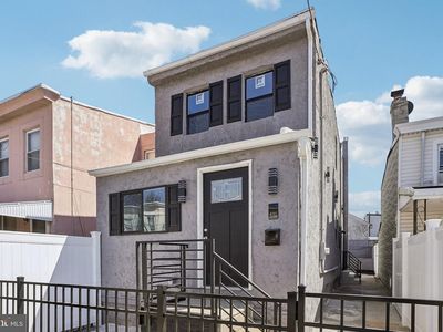 4727 Edmund St